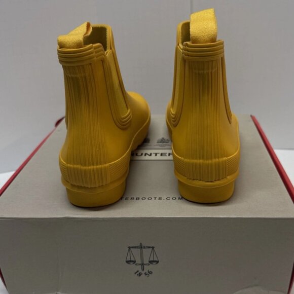 Hunter Original Chelsea Boot Women's Size 5 Short Waterproof Yellow Rain Boots - Picture 5 of 8